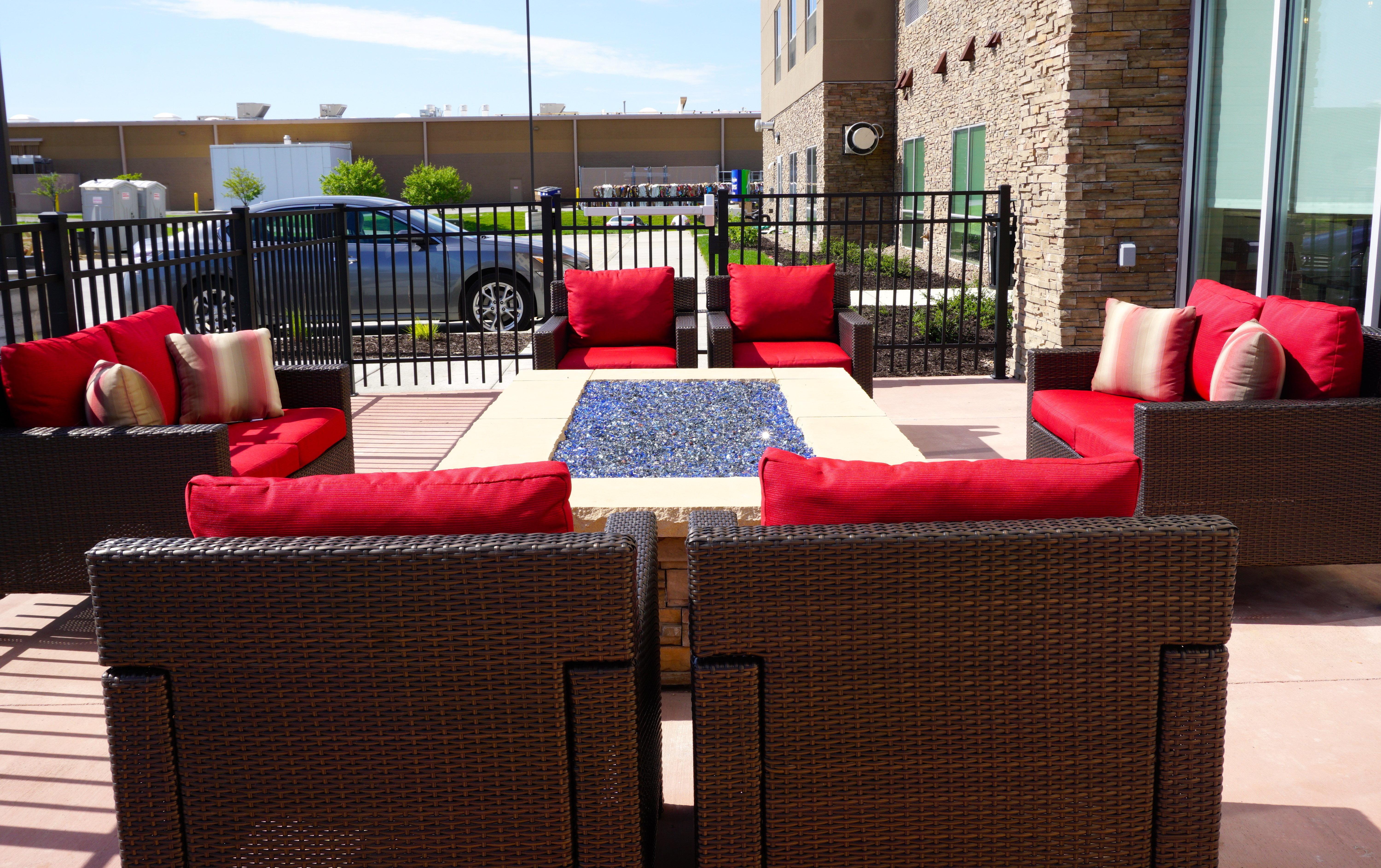 Holiday Inn Express & Suites Omaha - Millard Area By Ihg Εξωτερικό φωτογραφία